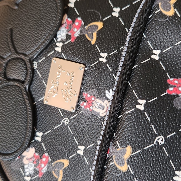 Disney Minnie Mouse Mini black backpack in like new condition! - Picture 11 of 13